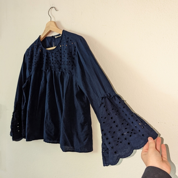 Zara Navy Eyelet Shirt - Picture 3 of 8